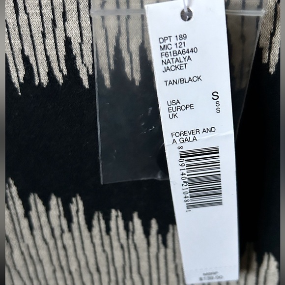 𝐍𝐖𝐓• stylish patterned buttoned down - Picture 3 of 4